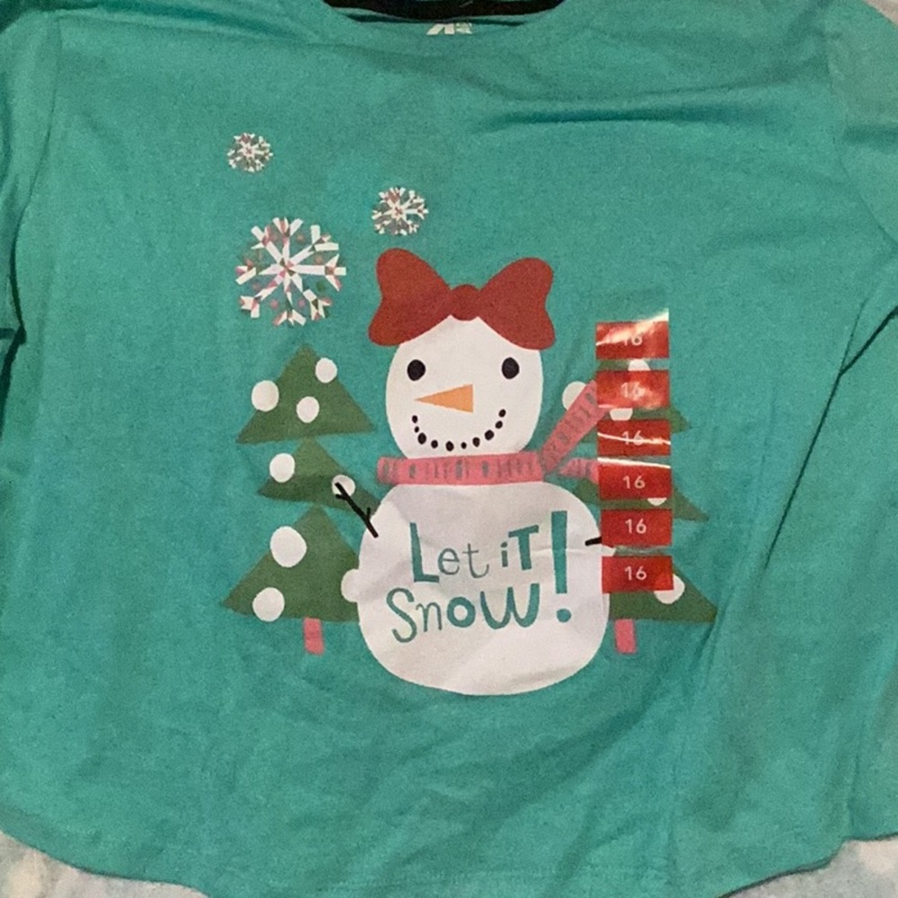 CHRISTMAS Long Sleeved Tee “Let it Snow” - Picture 2 of 4